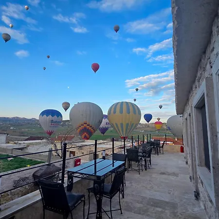 Sueleyman Cappadocia - Hot Air Balloon View 格雷梅